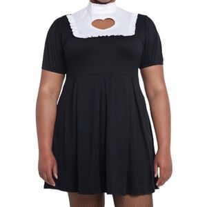 Hot Topic Sweet Society | Black Heart Cutout High-Collar Dress